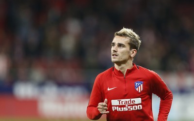 亿博电竞热评-亚马尔面对镜头还有些害羞