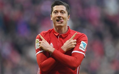 亿博电竞热评-佩洛娃助攻队友帽子戏法